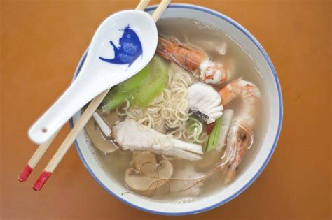  毛峰鱼汤面、濃厚な魚介の旨味とコシのある麺のコントラストが織りなす至福の一杯！